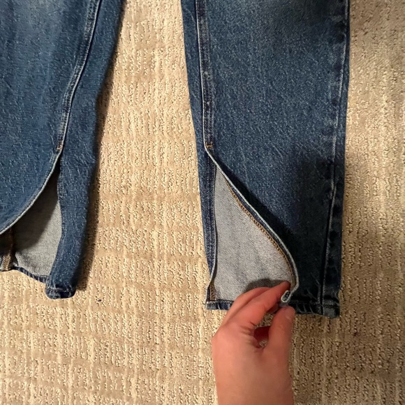 Ultra high rise, slim jeans, brand new - Picture 5 of 6